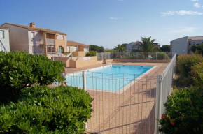 Les Locations de Lara II - T2 lit double & clic-clac Balcon Piscine Parking privatif